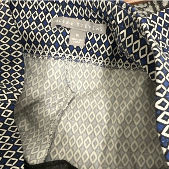 VALERIE STEVENS Navy Geometric Stretch Ankle Pants Size 10 - Picture 4 of 6